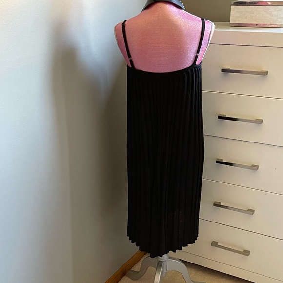 Spaghetti strap sweater dress - Picture 3 of 10